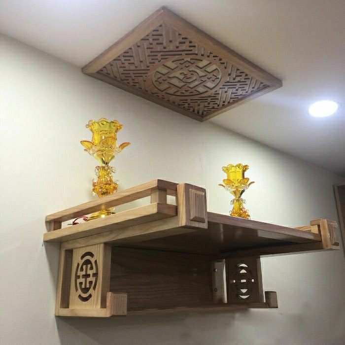 Bàn thờ treo tường hiện đại bằng gỗ đẹp cho chung cư